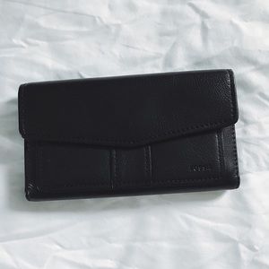 Black Fossil genuine leather wallet